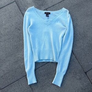 Takeout Vintage Y2K Baby Blue V-Neck Lace Trim Sweater Ribbed Cuffs Small‎